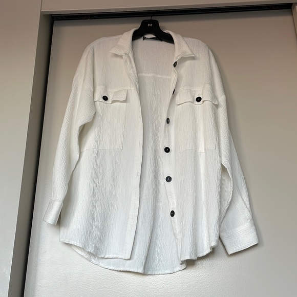Zara Tops - ZARA small white button up shirt